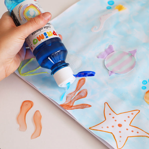 Colla ad acqua colorata trasparente colore rosso , bottiglia con tappo dosatore 240 ML. PRIMO MOROCOLOR