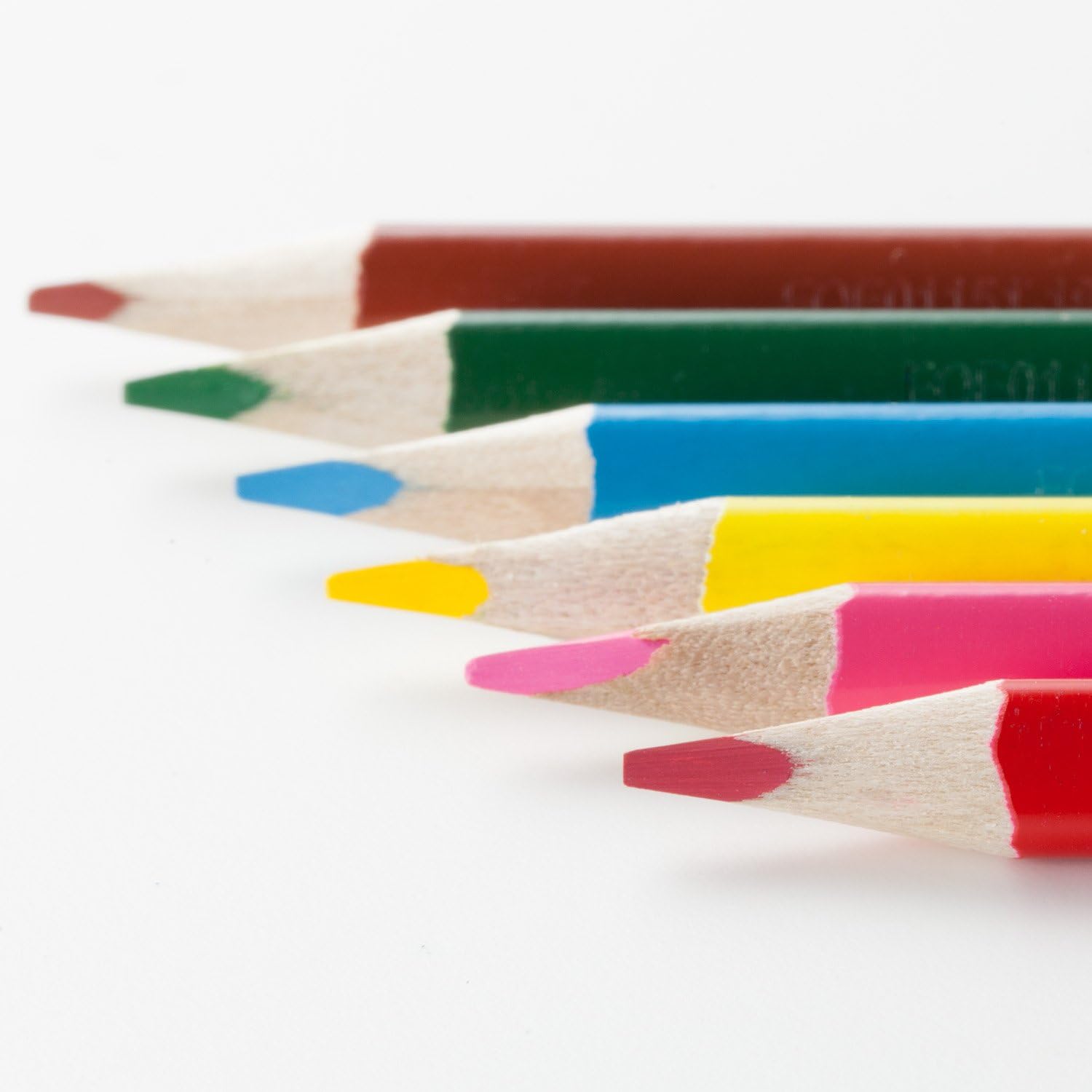 Matite colorate acquerellabili esagonali, laccate, in scatola cartone, 36 colori.